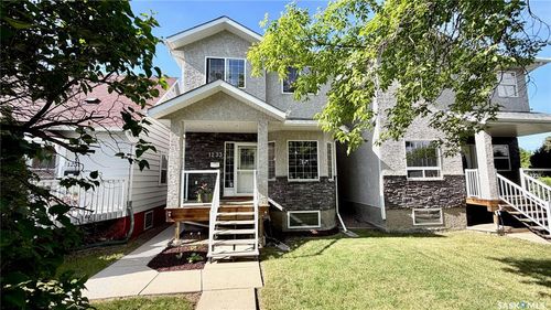 1233 13th Street E, Saskatoon, SK, S7H0C3 | Card Image