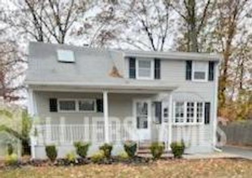 19 Clark Pl, Avenel, NJ, 07001-1503 | Card Image