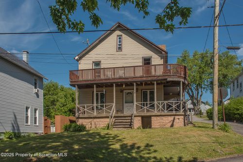 629 Clinton St, Forest City, PA, 18421-1507 | Card Image