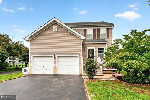 83 Fountayne Ln, Lawrence Township, NJ, 08648-2679 | Card Image