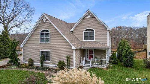 33 Marshfield Rd, Niantic, CT, 06357-2042 | Card Image
