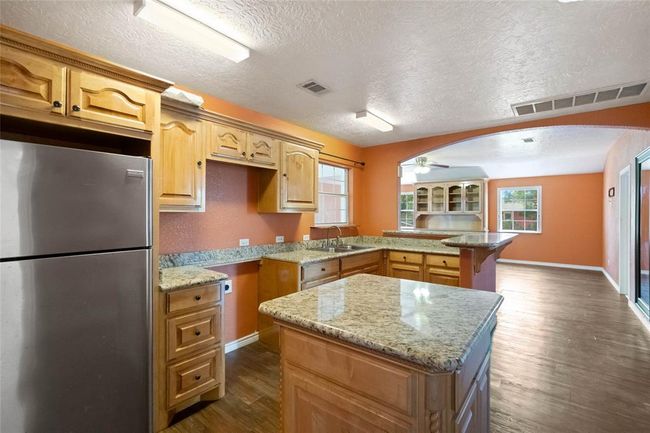 127 Metzwright Dr, House other with 4 bedrooms, 2 bathrooms and null parking in Anahuac TX | Image 14