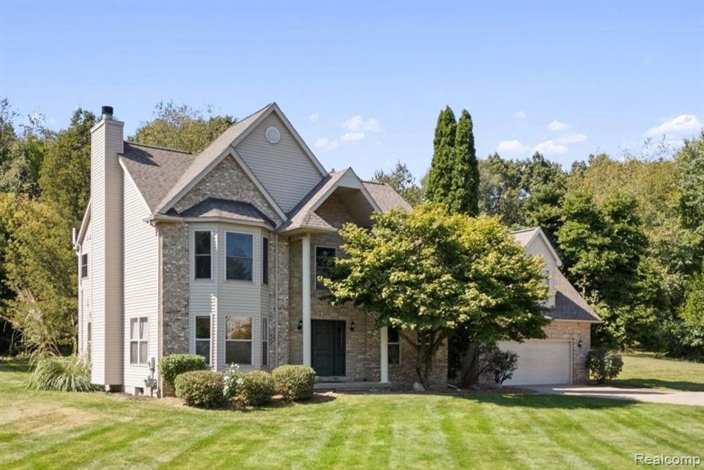 Olde Dominion Dr, Brighton, MI 48114 #1