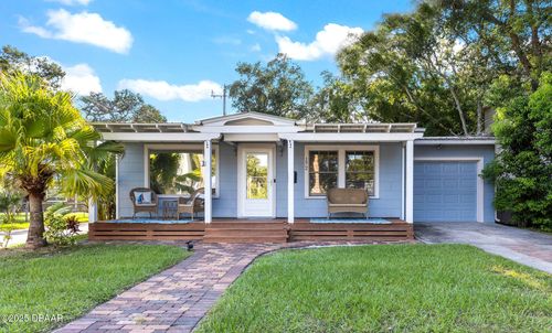 172 M L King Ave, ST AUGUSTINE, FL, 32084-5138 | Card Image