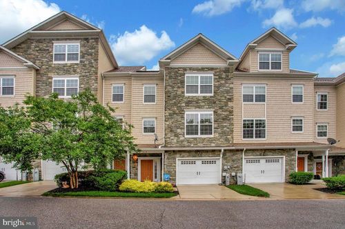 3668 Bedford Dr, NORTH BEACH, MD, 20714-5035 | Card Image