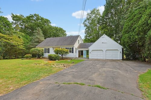 30 Charles St, North Attleboro, MA, 02760-3104 | Card Image