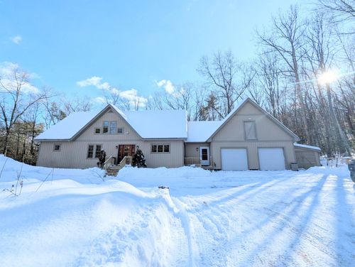 56 Whitetail Dr, Vernon, VT, 05354-9814 | Card Image