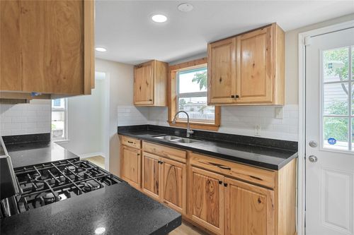 5919 Avenue R, Galveston, TX, 77551-5408 | Card Image