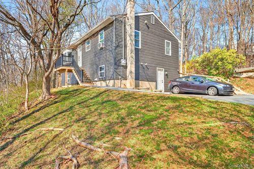 11 Colonel Glenn Dr, Carmel, NY, 10512-1603 | Card Image