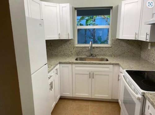 apt-101-2452 Taylor St, Hollywood, FL, 33020-4344 | Card Image