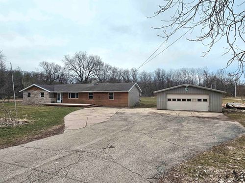 10582 Atwood Rd, Roscoe, IL, 61073-9012 | Card Image