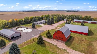 24679 Hwy 37 Hwy, House other with 2 bedrooms, 1 bathrooms and null parking in Mitchell SD | Image 3