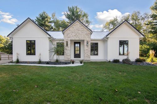 235 Steves Scenic Dr, Horton, MI, 49246-9742 | Card Image