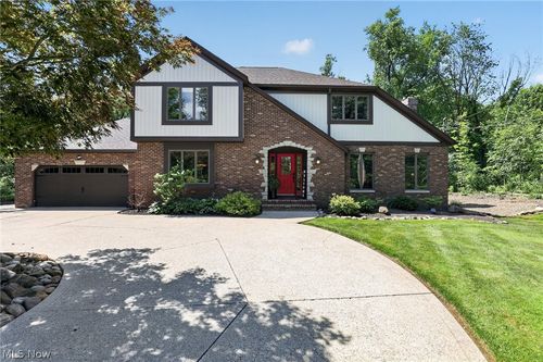 1744 Mattingly Rd, Hinckley, OH, 44233-9603 | Card Image