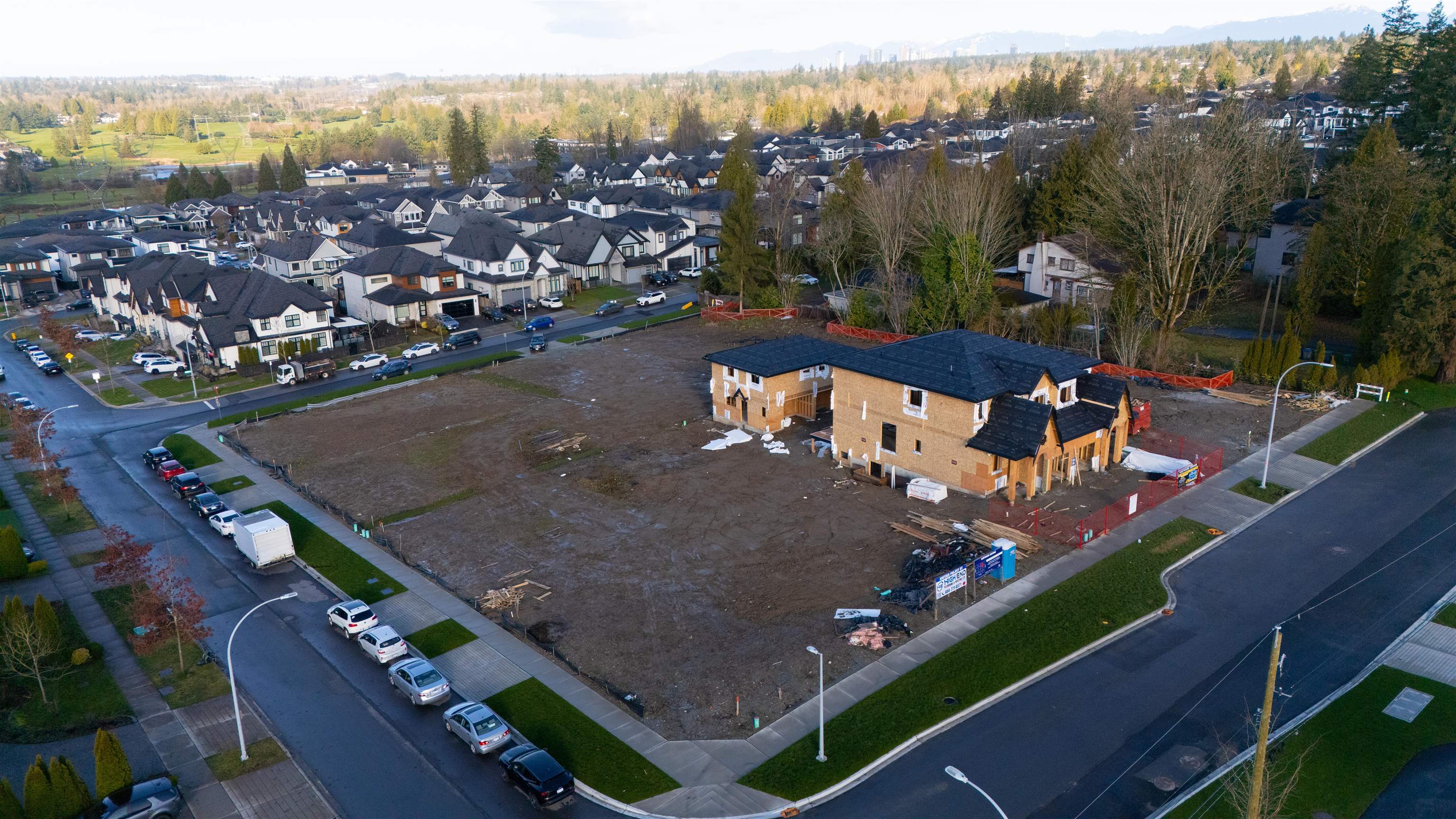 Land in Surrey 4