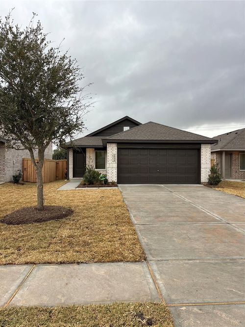 1531 Gentle Wind Ct, Angleton, TX, 77515-1115 | Card Image