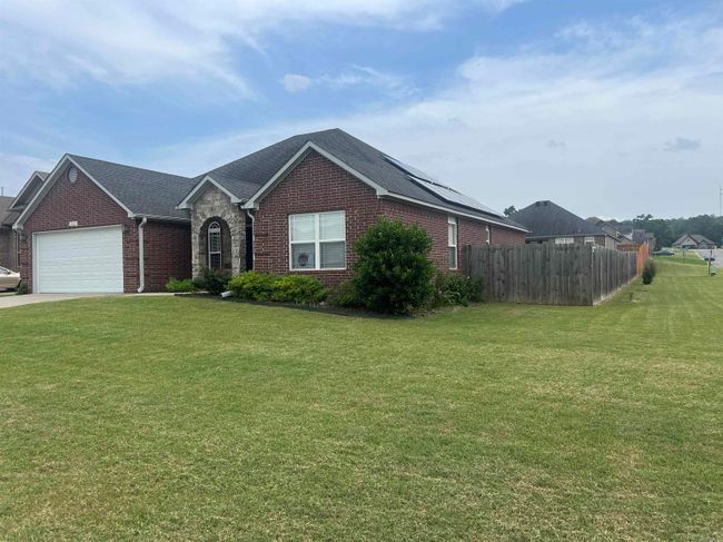 1225 Edge Valley, House other with 4 bedrooms, 2 bathrooms and null parking in Conway AR | Image 3