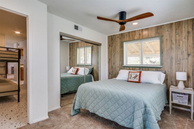 Guest house bedroom | Image 29