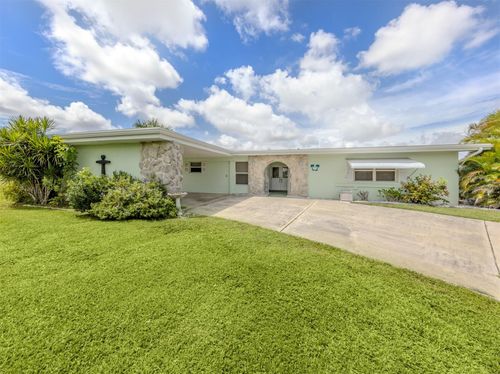 2500 Aquilos Ct, PORT CHARLOTTE, FL, 33952-5617 | Card Image