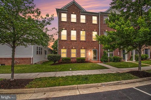 9967 Leander Ln, MANASSAS, VA, 20110-7821 | Card Image
