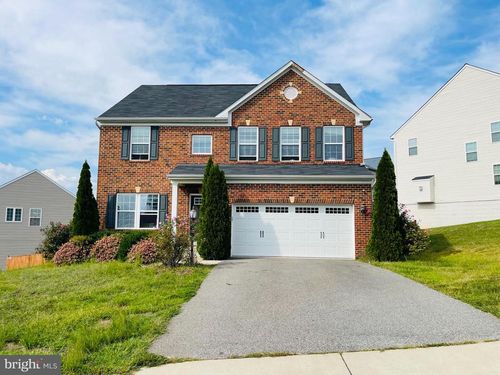 3214 Fledgling Cir, Woodbridge, VA, 22193-1136 | Card Image