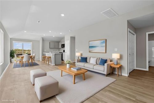 420 Rock Creek Dr, Tonganoxie, KS, 66086 | Card Image