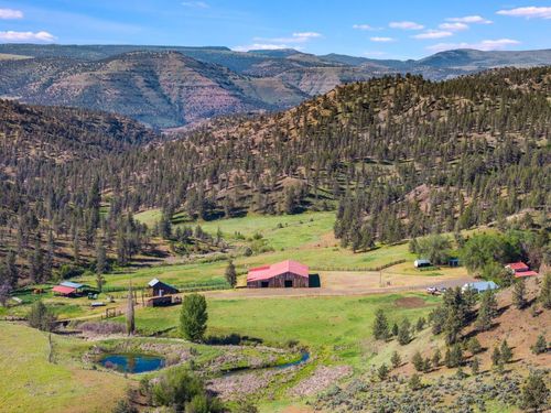 41448 Kahler Basin Rd, Spray, OR, 97874-8203 | Card Image