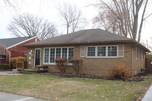 2100 Derby Rd, Birmingham, MI, 48009-7532 | Card Image