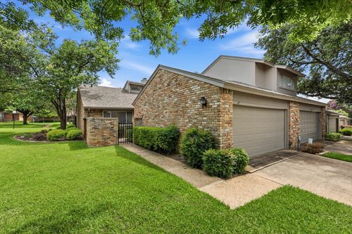 9624 Highland View Dr, Dallas, TX, 75238-1028 | Card Image