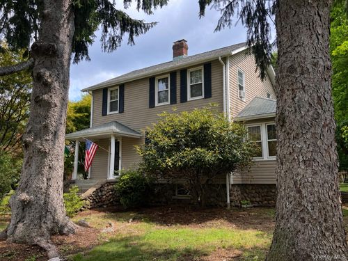 264 Ehrhardt Road, Orangetown, NY, 10965 | Card Image