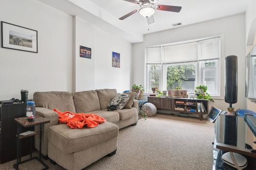 2836 N Drake Ave, Chicago, IL, 60618-7425 | Card Image