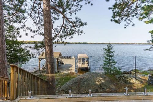99 Bala Park Island, Bala, ON, P0C1A0 | Card Image