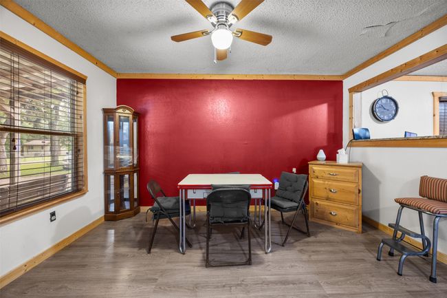 Dining area | Image 4