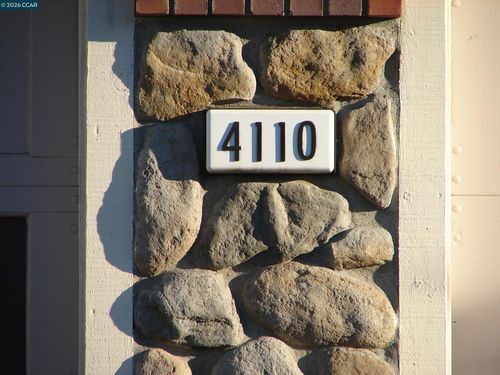 4110 Forest Hill Ct, Hayward, CA, 94542-2257 | Card Image