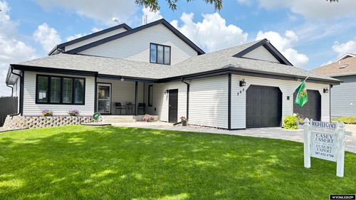 262 Hillcrest Dr, Torrington, WY, 82240-2611 | Card Image