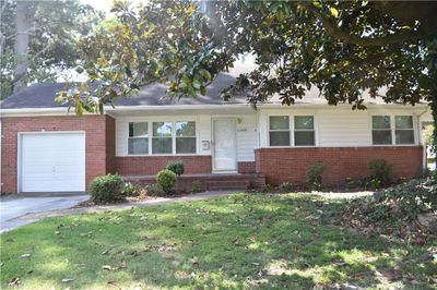 6909 Old Mill Road, House other with 3 bedrooms, 2 bathrooms and null parking in Norfolk VA | Image 2