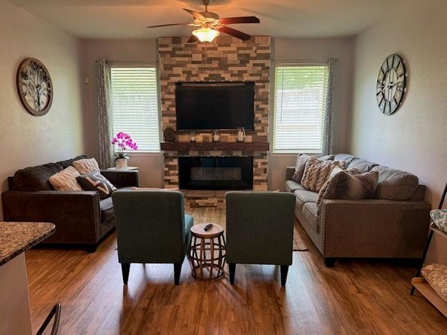 Family room | Image 6