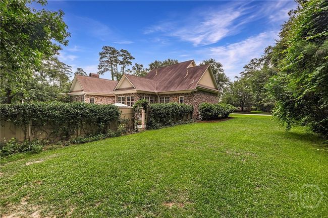 Side yard | Image 45