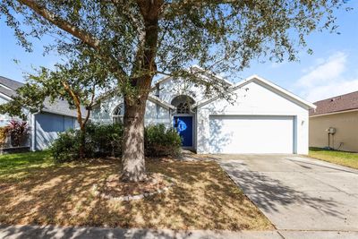 24921 Oakhaven Court, Townhouse with 4 bedrooms, 2 bathrooms and null parking in Lutz FL | Image 1