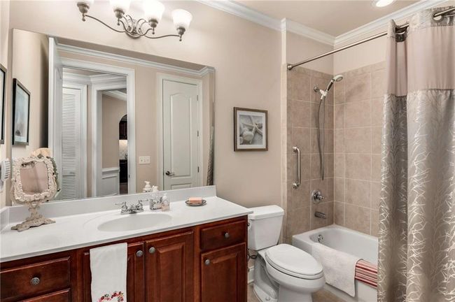 APT-1209 - 2300 Peachford Rd, Condo with 2 bedrooms, 2 bathrooms and 1 parking in Dunwoody GA | Image 24