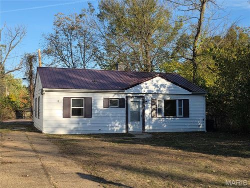 105 S Newport Ln, Waynesville, MO, 65583-2256 | Card Image