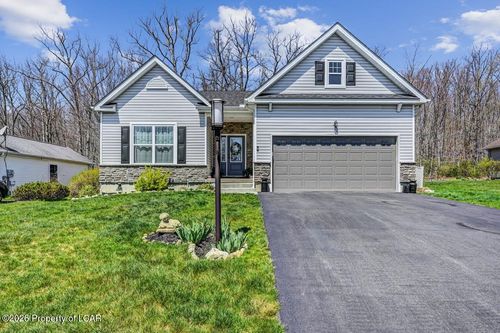 642 W Oak Ln, White Haven, PA, 18661-4110 | Card Image