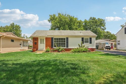 217 S Park Blvd, Glen Ellyn, IL, 60137-6360 | Card Image