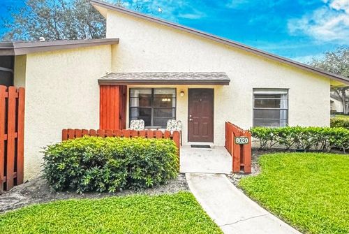 8020 Se Villa Cir, Hobe Sound, FL, 33455-2043 | Card Image