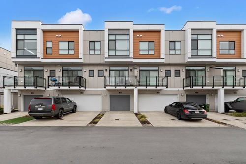 413-46150 Thomas Rd, Chilliwack, BC, V2R6B3 | Card Image