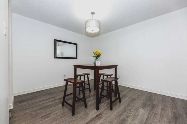 1404 - 25 Kensington Rd, Condo with 2 bedrooms, 1 bathrooms and 1 parking in Brampton ON | Image 9