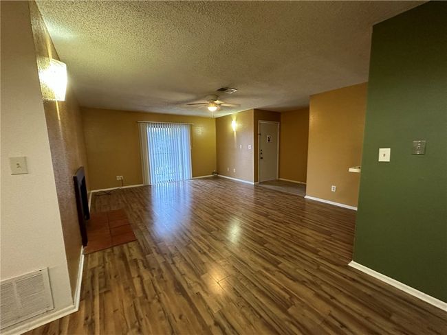 APT-4 - 4229 Five Points Rd, Condo with 3 bedrooms, 2 bathrooms and null parking in Corpus Christi TX | Image 4