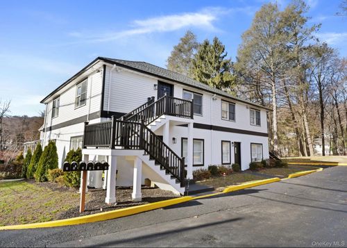 4-441 Manville Rd, Pleasantville, NY, 10570-2851 | Card Image