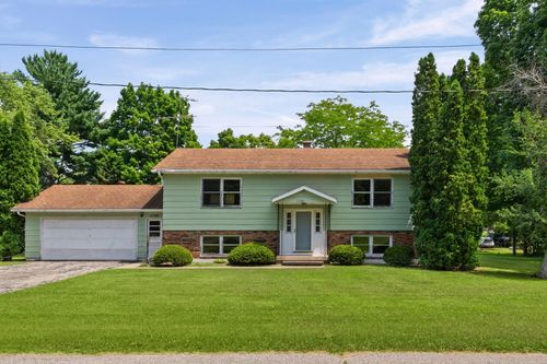11780 Gray St, Trempealeau, WI, 54661 | Card Image