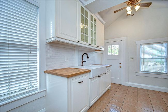 205 W Emma St, House other with 3 bedrooms, 1 bathrooms and null parking in TAMPA FL | Image 14
